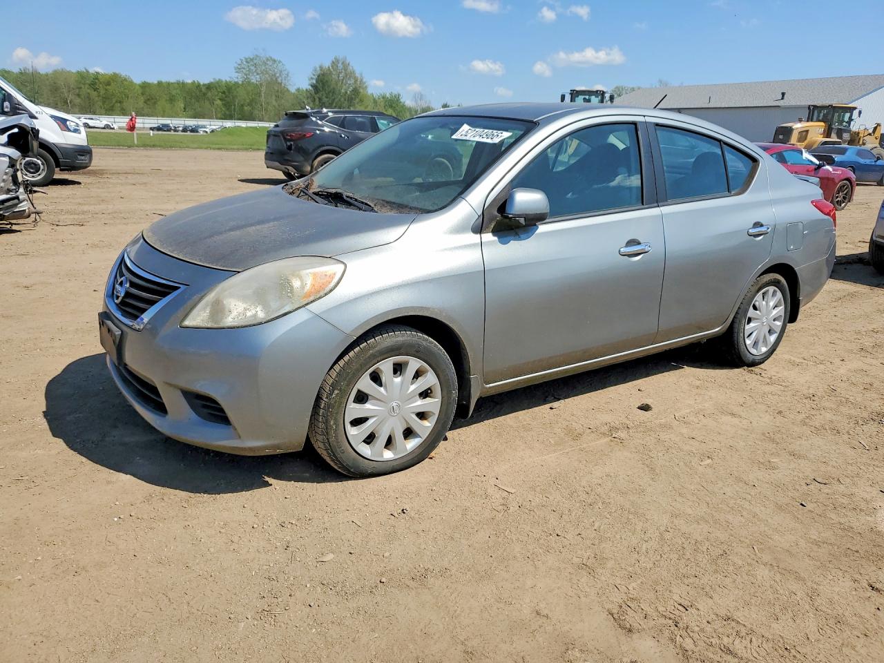 NISS VERSA 2015 — 2