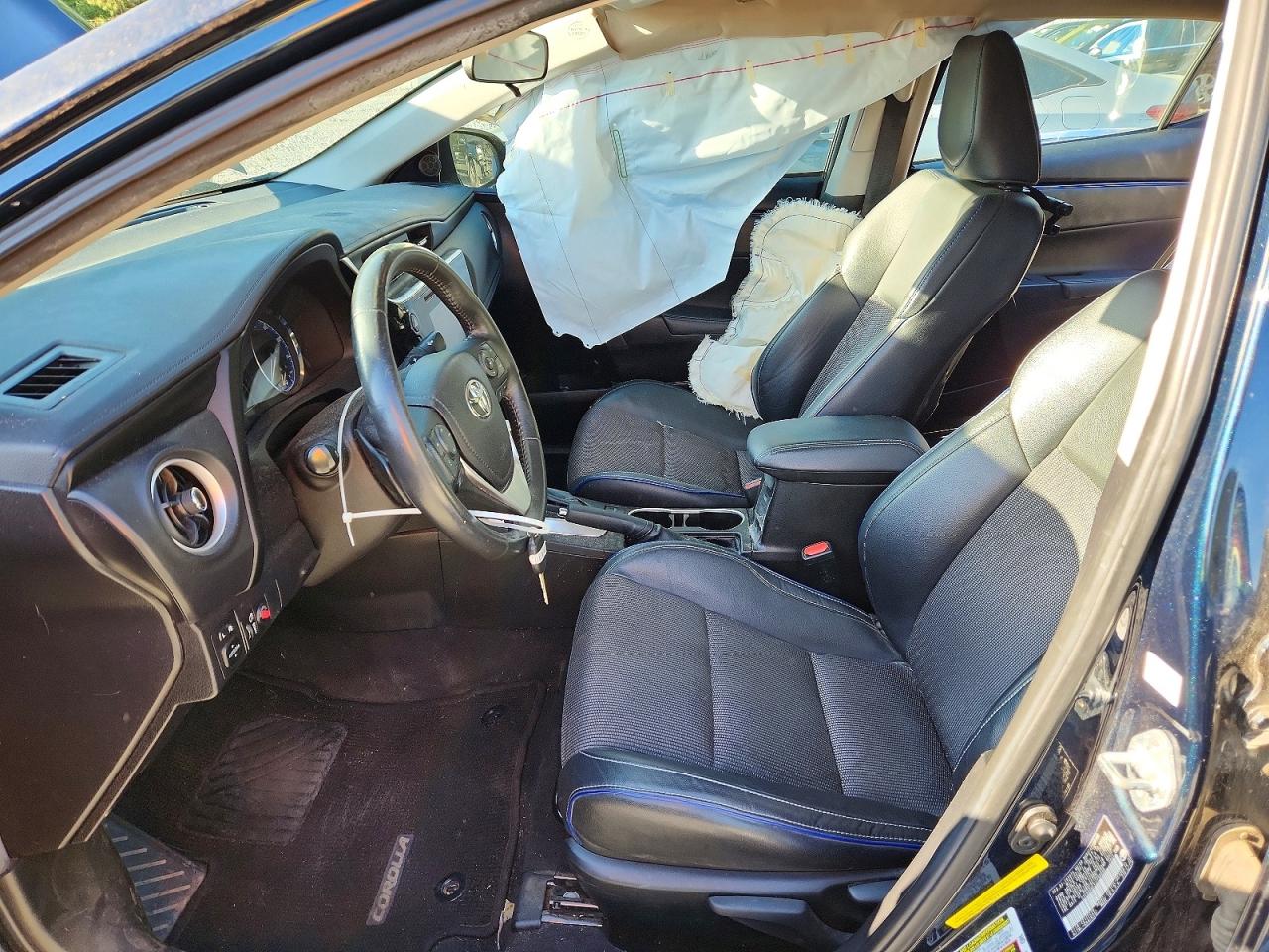 TOYOTA COROLLA 2018 — 8