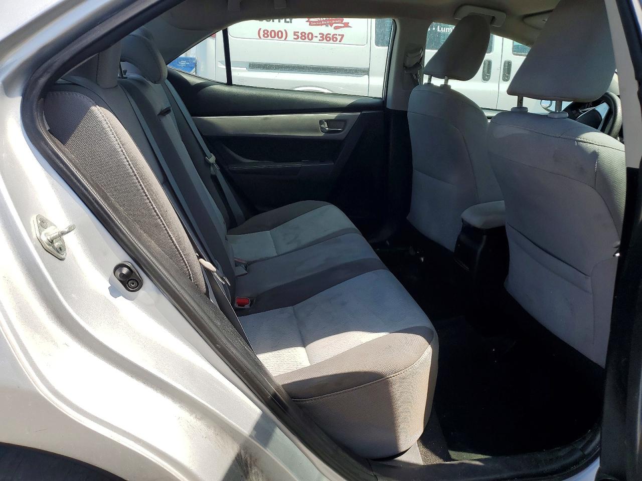 TOYOTA COROLLA 2017 — 11