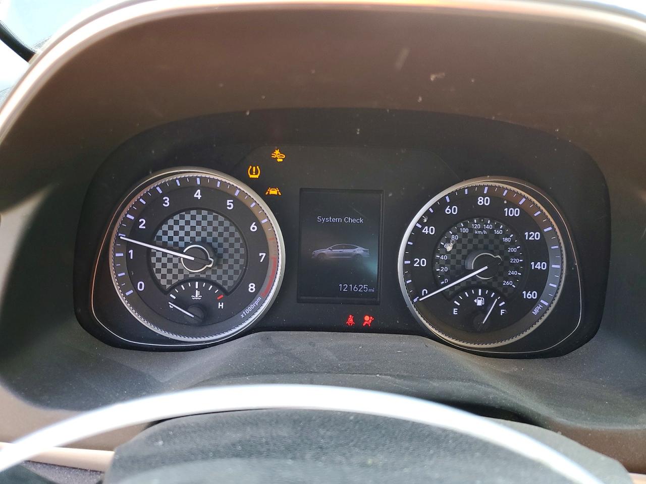 HYUNDAI ELANTRA 2019 — 10