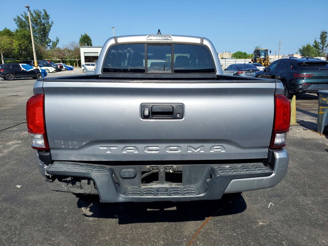 TOYOTA TACOMA 2020 — 7