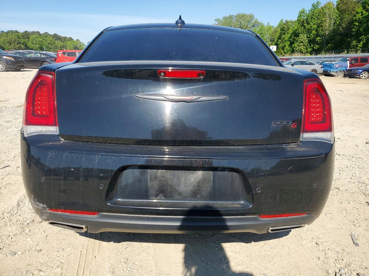 CHRYSLER 300 2021 — 7