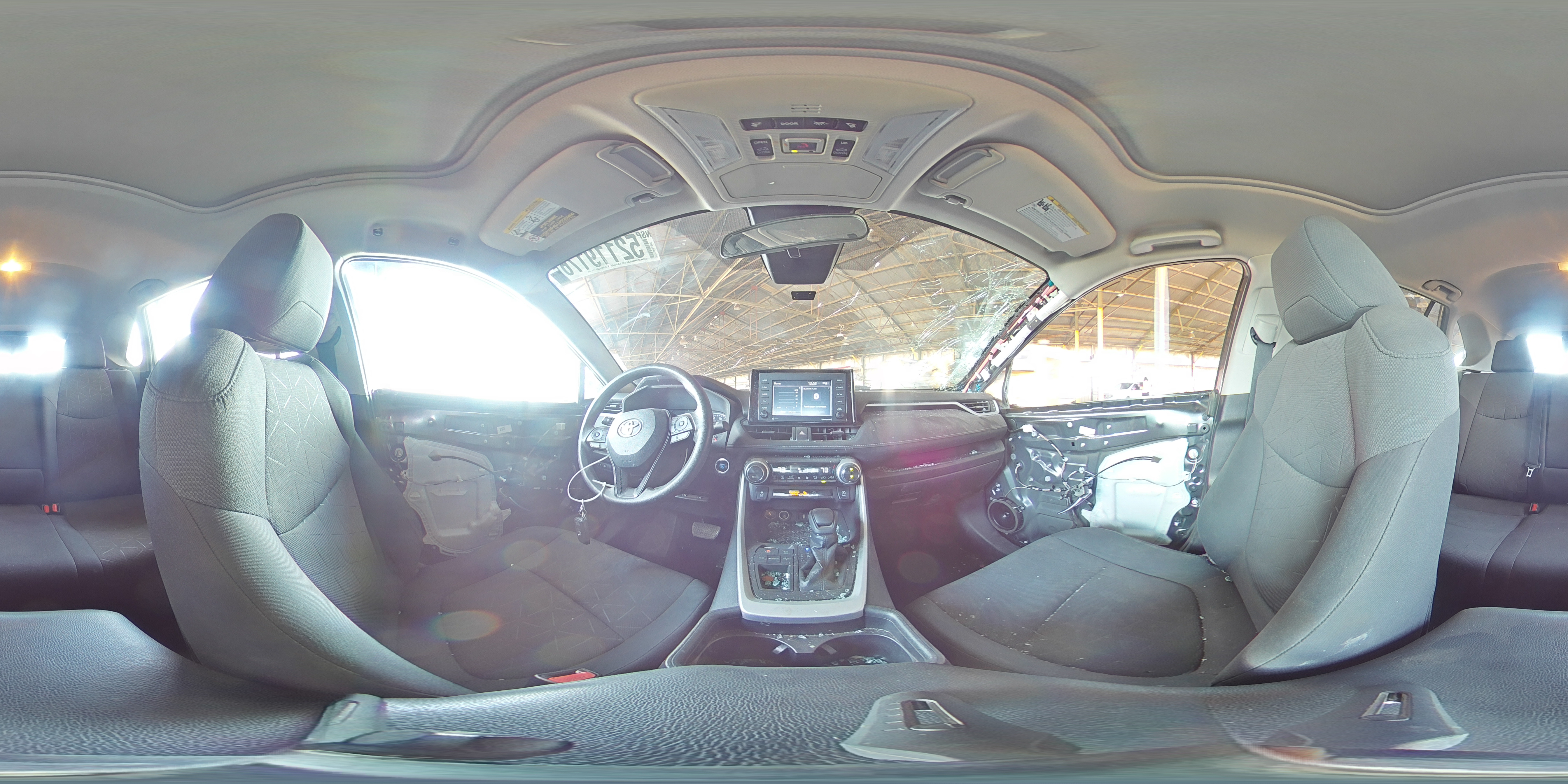 TOYOTA RAV4 2020 — 16