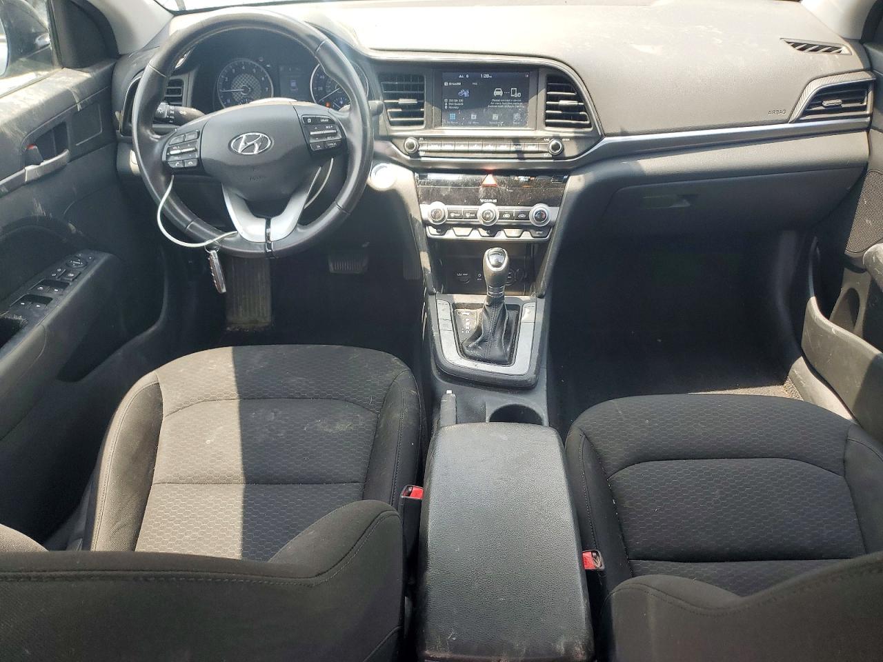 HYUNDAI ELANTRA 2020 — 9