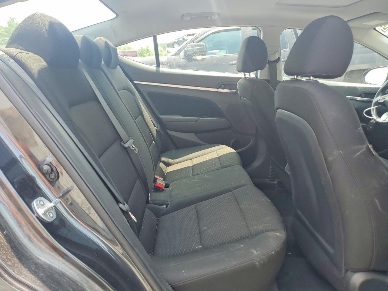 HYUNDAI ELANTRA 2020 — 11