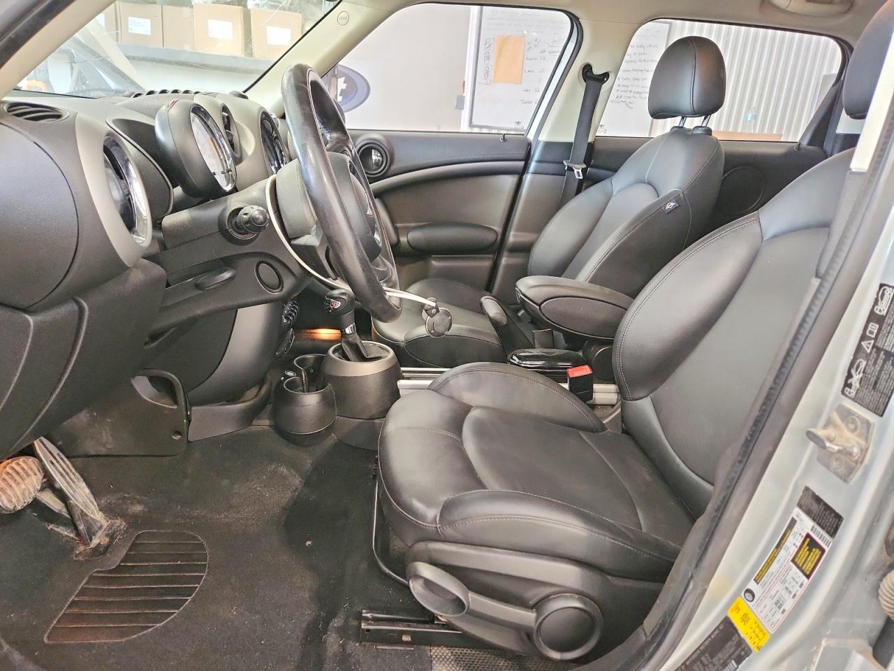 MINI COOPER 2012 — 8