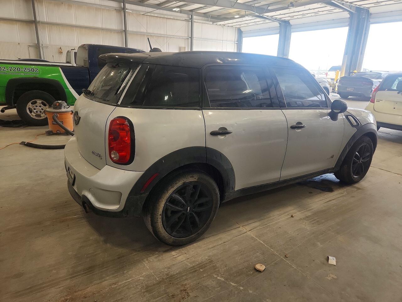 MINI COOPER 2012 — 4