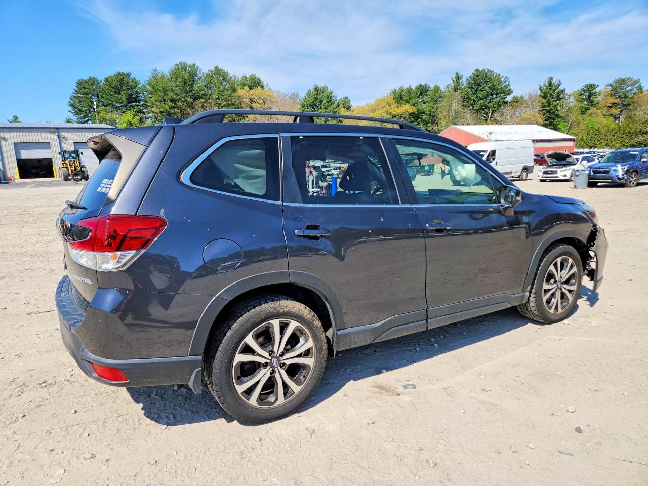 SUBARU FORESTER 2019 — 4