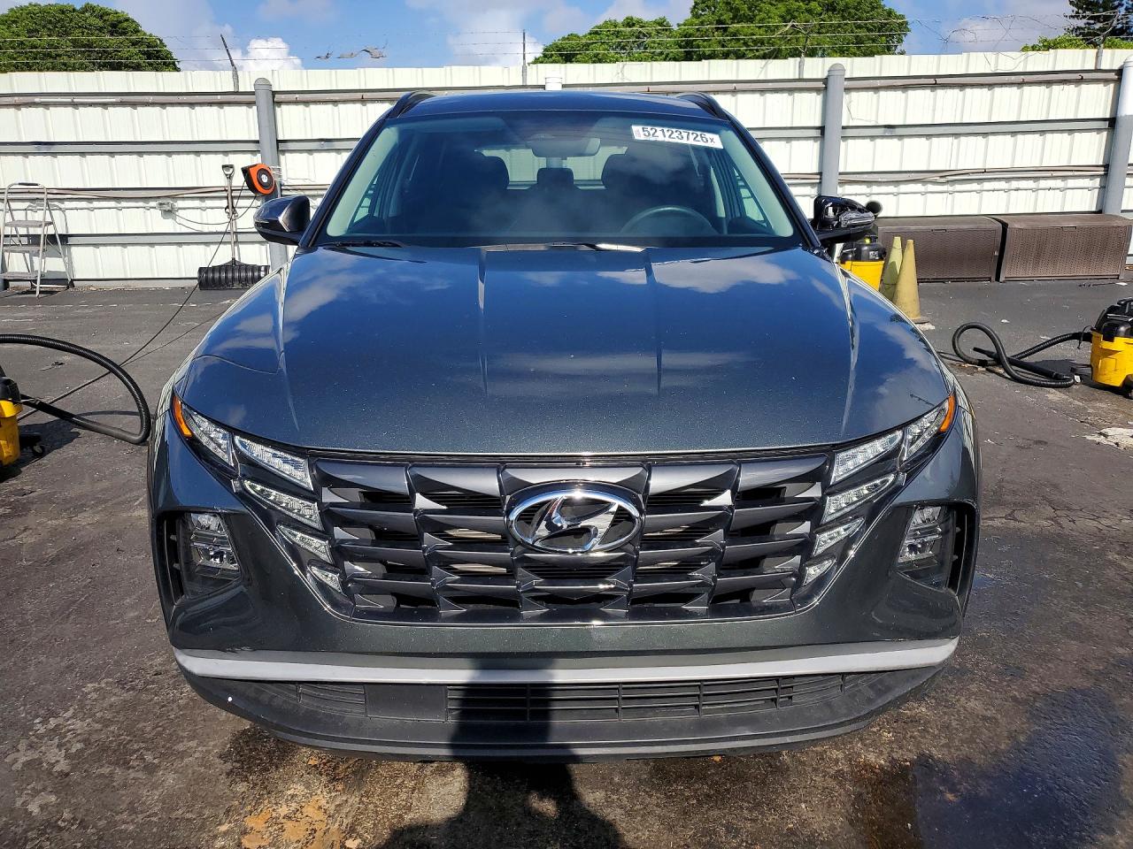 HYUNDAI TUCSON 2022 — 6