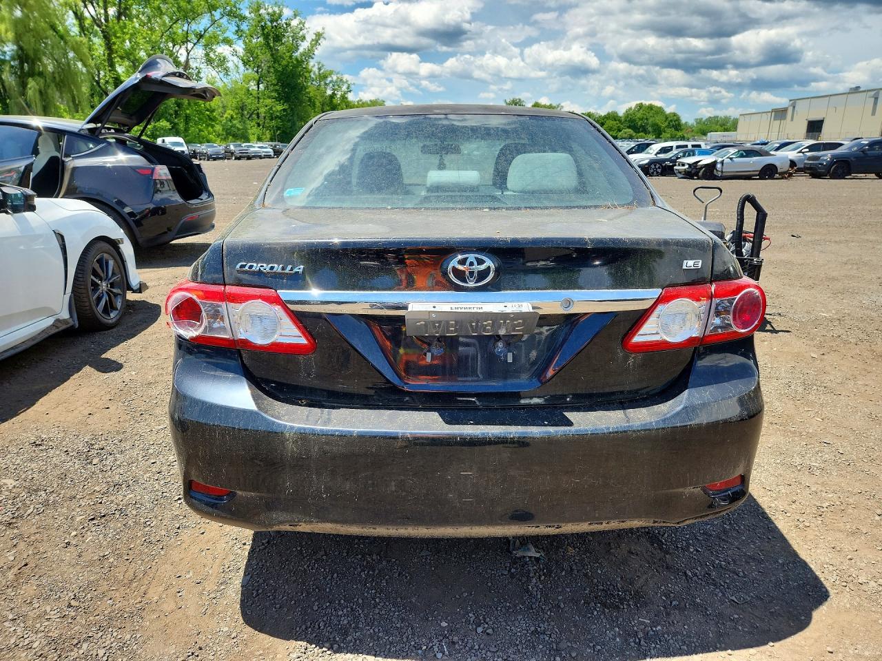 TOYOTA COROLLA 2012 — 7