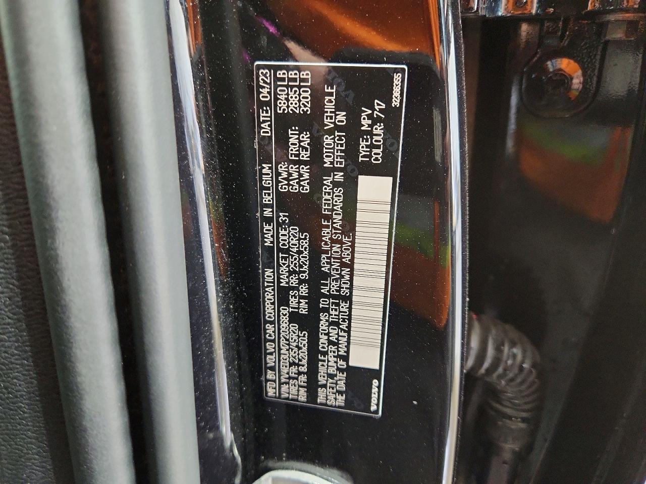 VOLVO XC40 2023 — 15