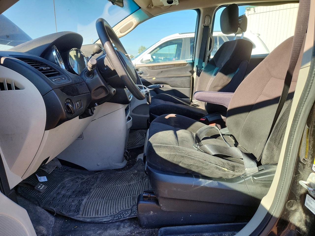 DODGE GRAND CARAVAN 2014 — 8