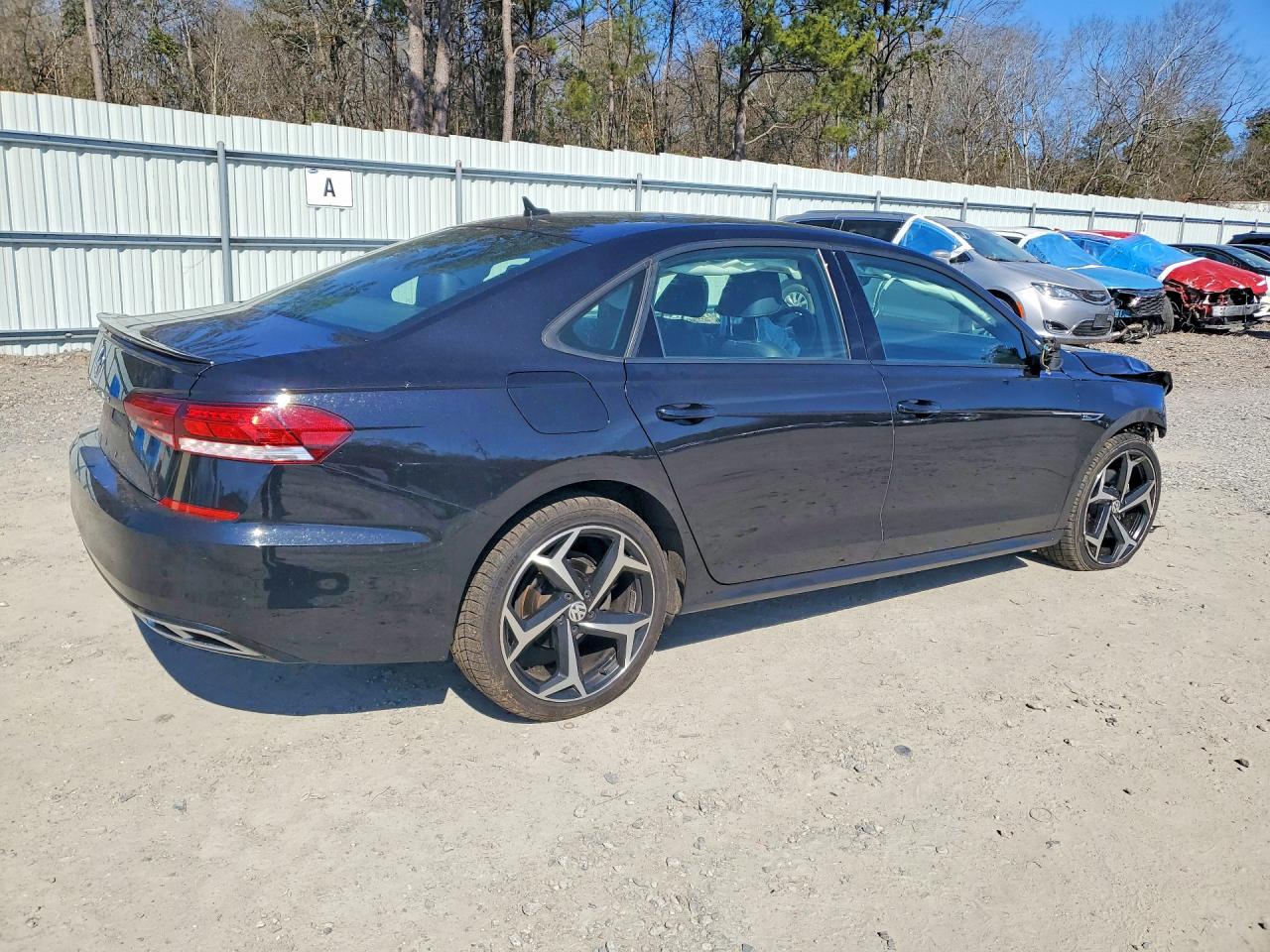 VOLKSWAGEN PASSAT 2021 — 4