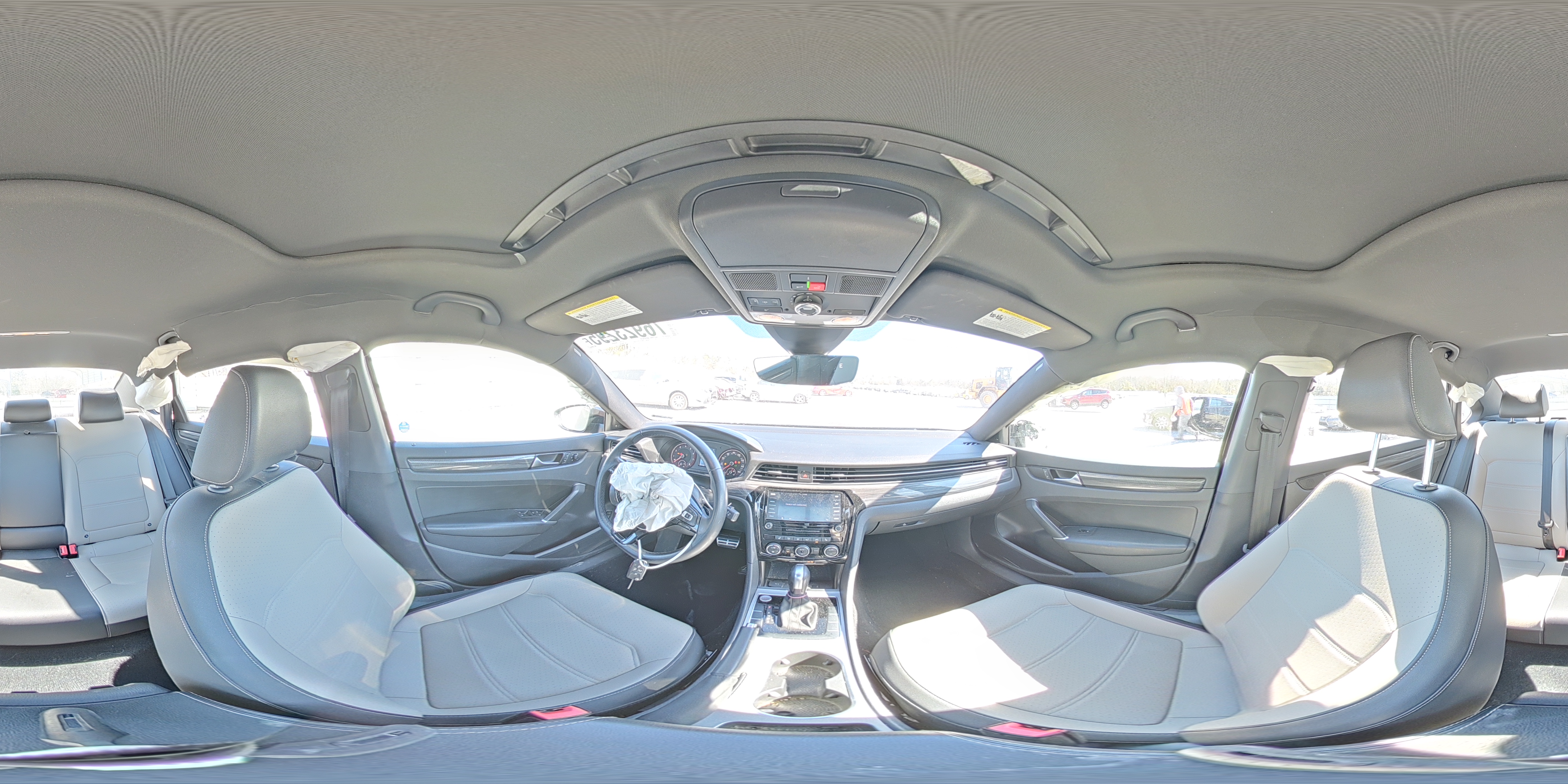 VOLKSWAGEN PASSAT 2021 — 14