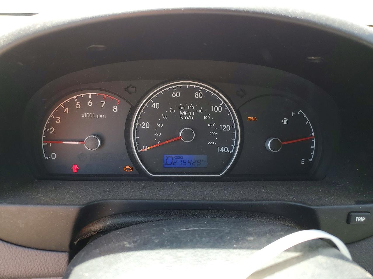HYUNDAI ELANTRA 2010 — 10