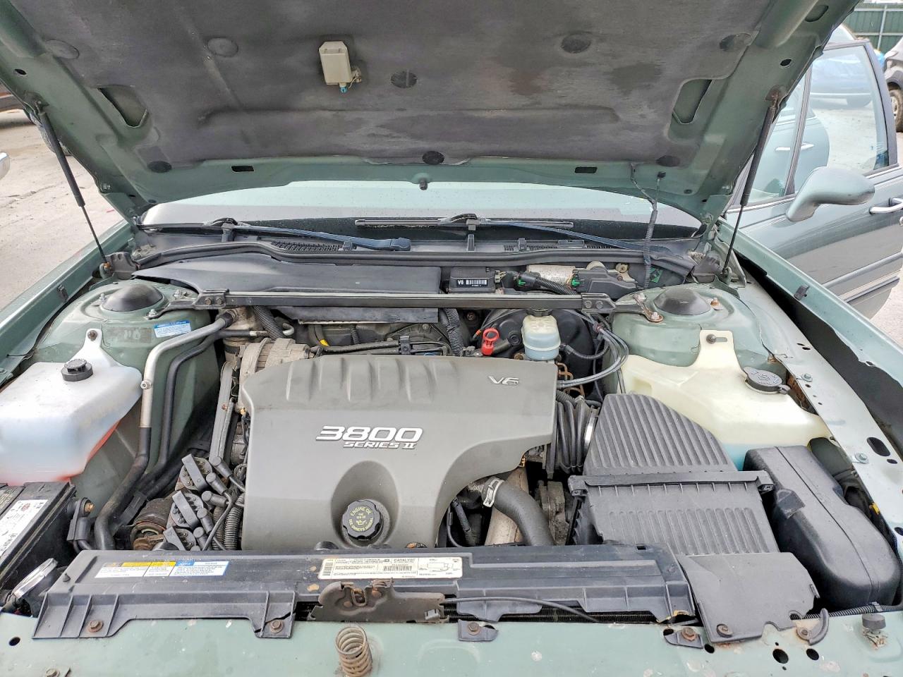 BUICK LESABRE 1998 — 12