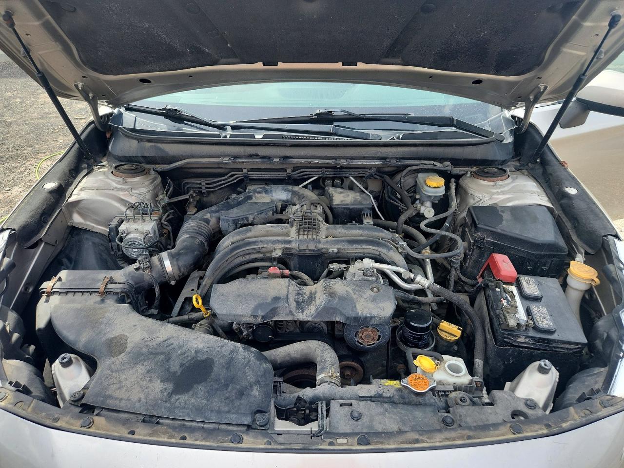 SUBARU LEGACY 2015 — 12