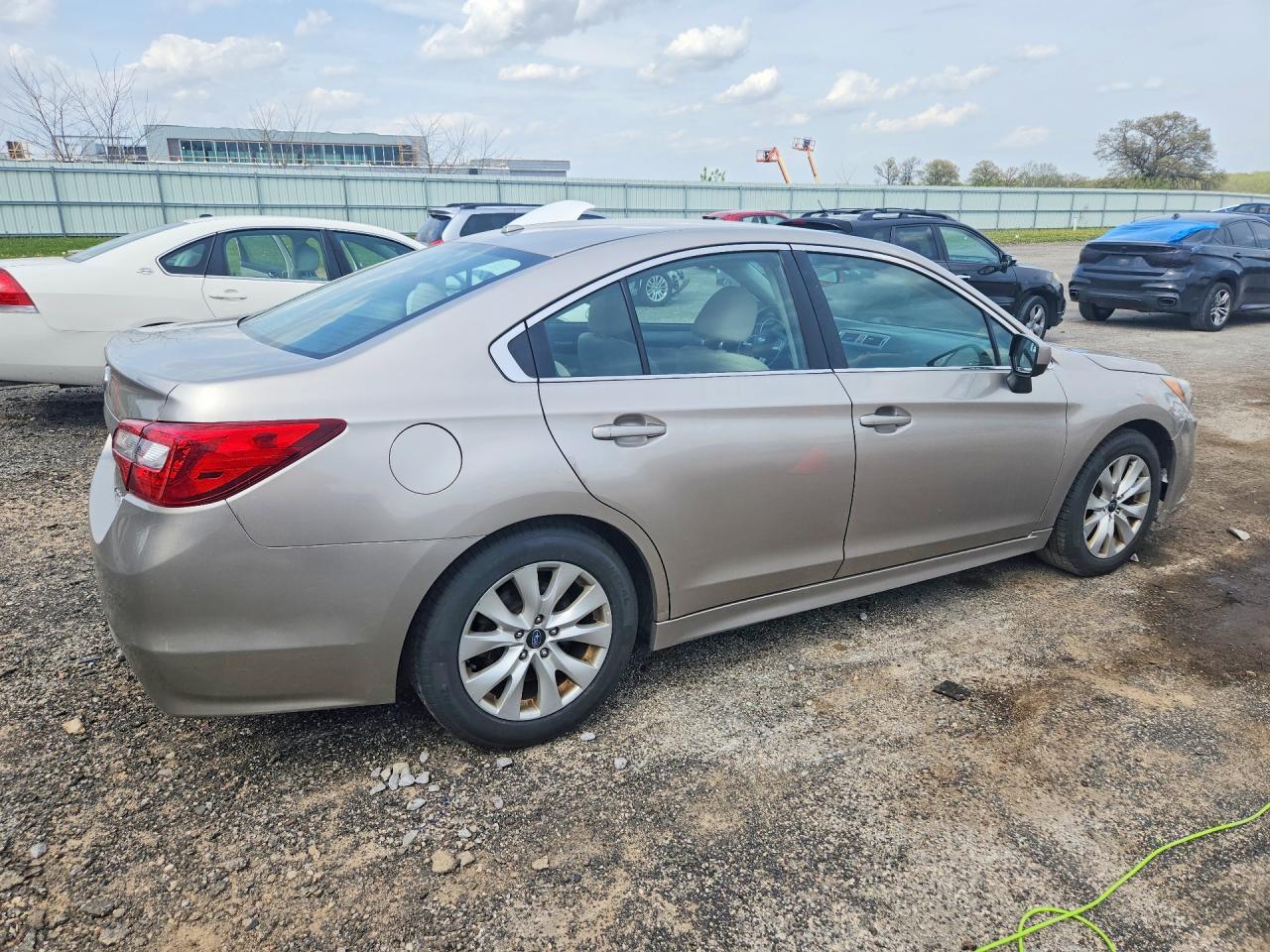 SUBARU LEGACY 2015 — 4