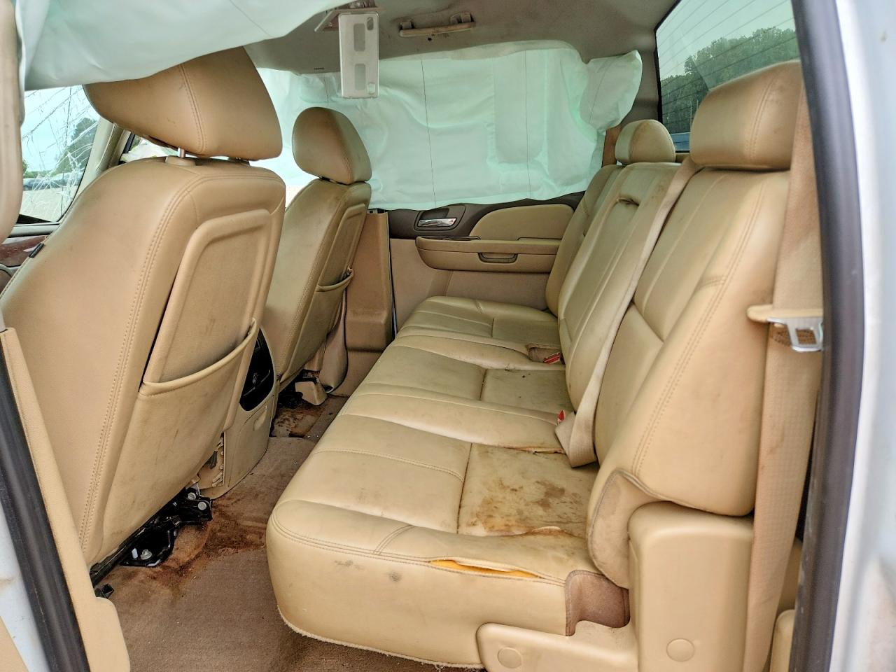 CHEVROLET SILVERADO 2011 — 11