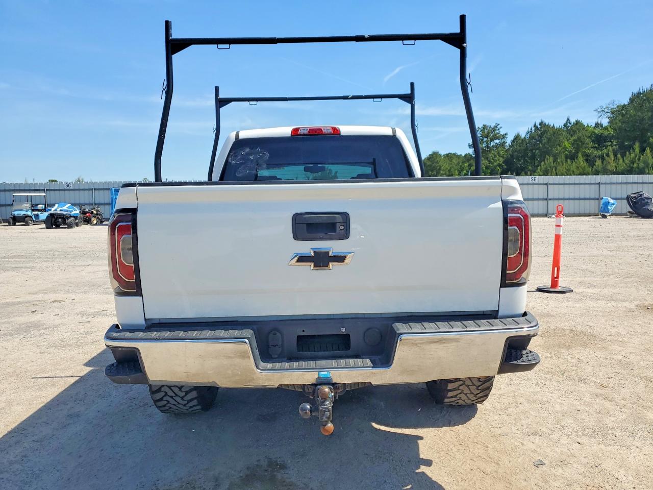 GMC SIERRA 2018 — 7