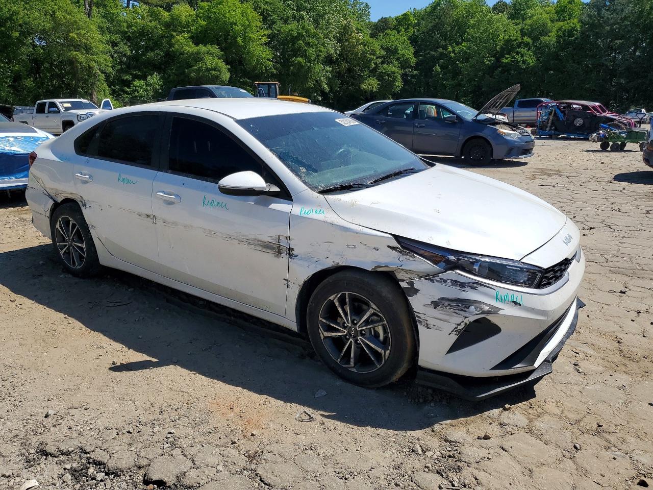 KIA FORTE 2024 — 5