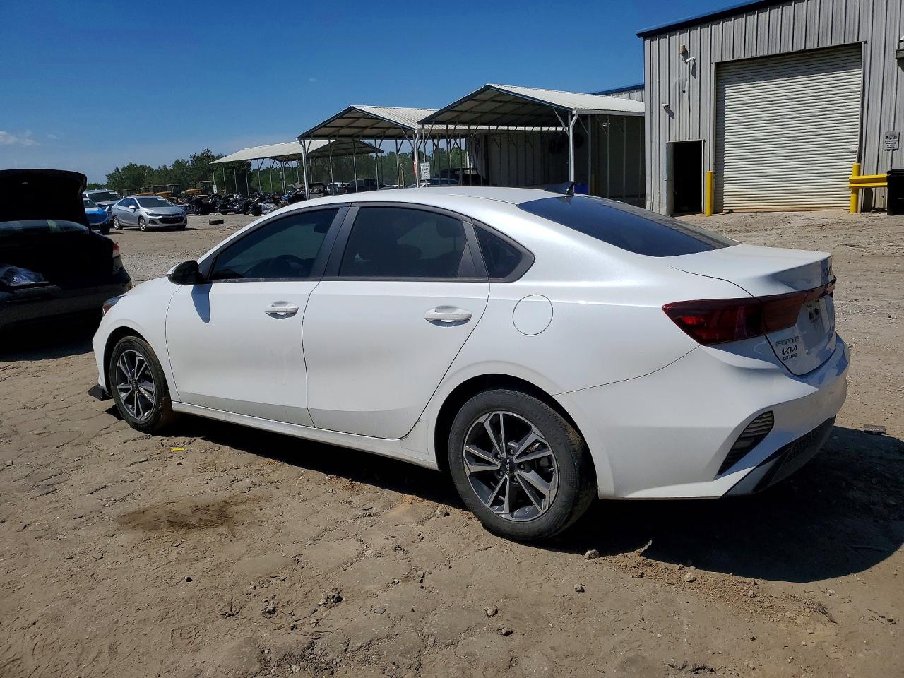 KIA FORTE 2024 — 3
