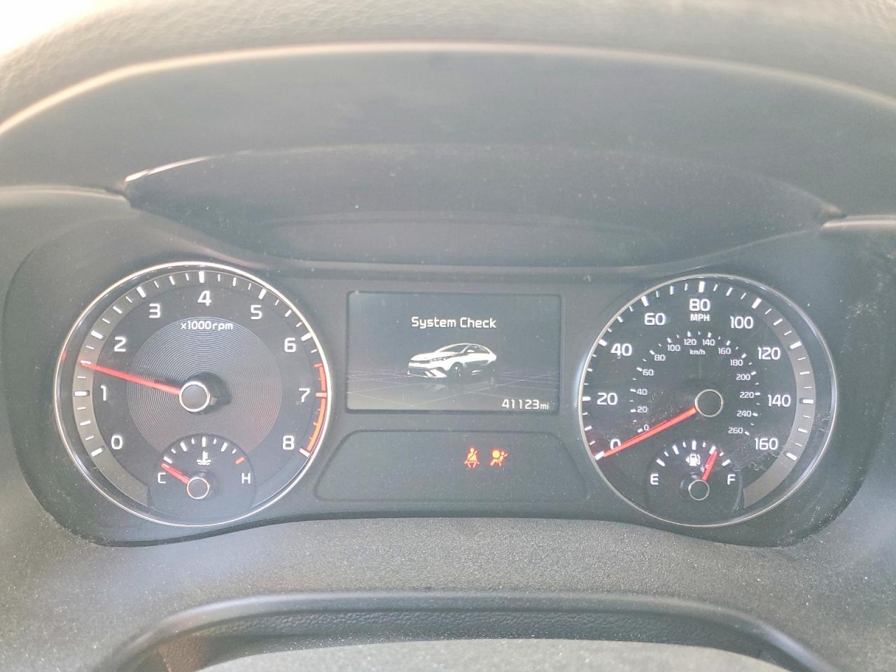 KIA FORTE 2024 — 10