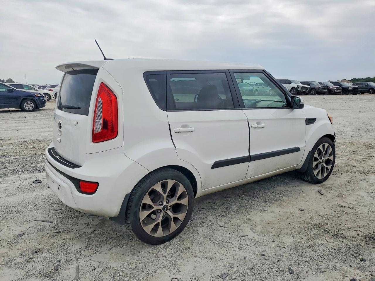 KIA SOUL 2013 — 4