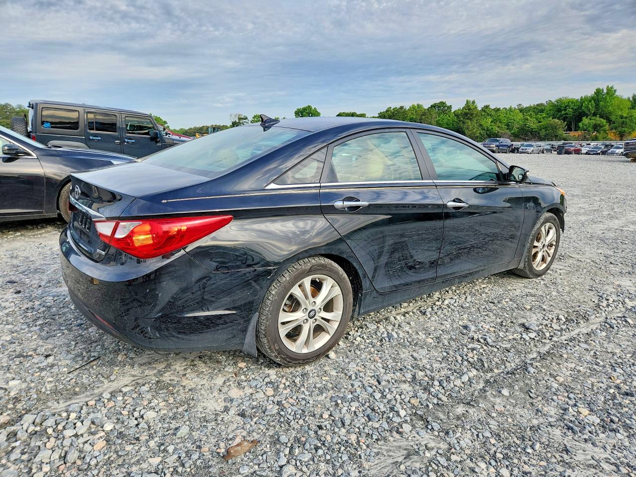 HYUNDAI SONATA 2011 — 4