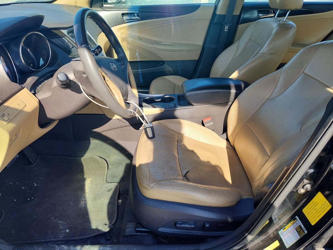 HYUNDAI SONATA 2011 — 8