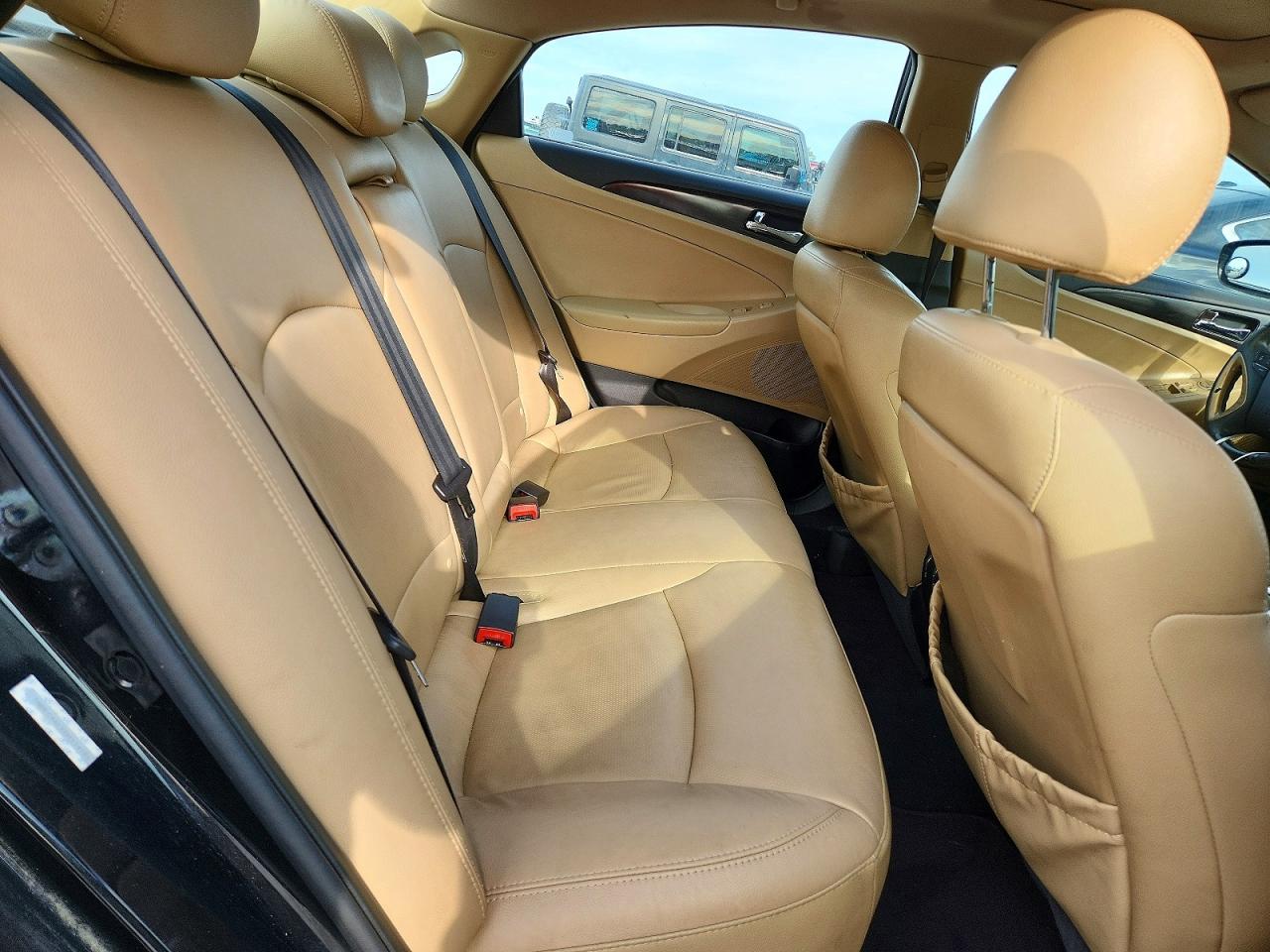 HYUNDAI SONATA 2011 — 11