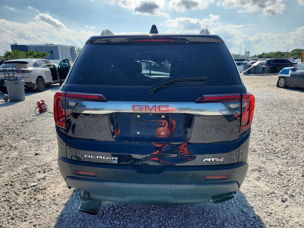 GMC ACADIA 2021 — 7