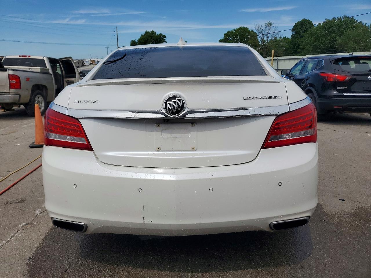 BUICK LACROSSE 2016 — 7