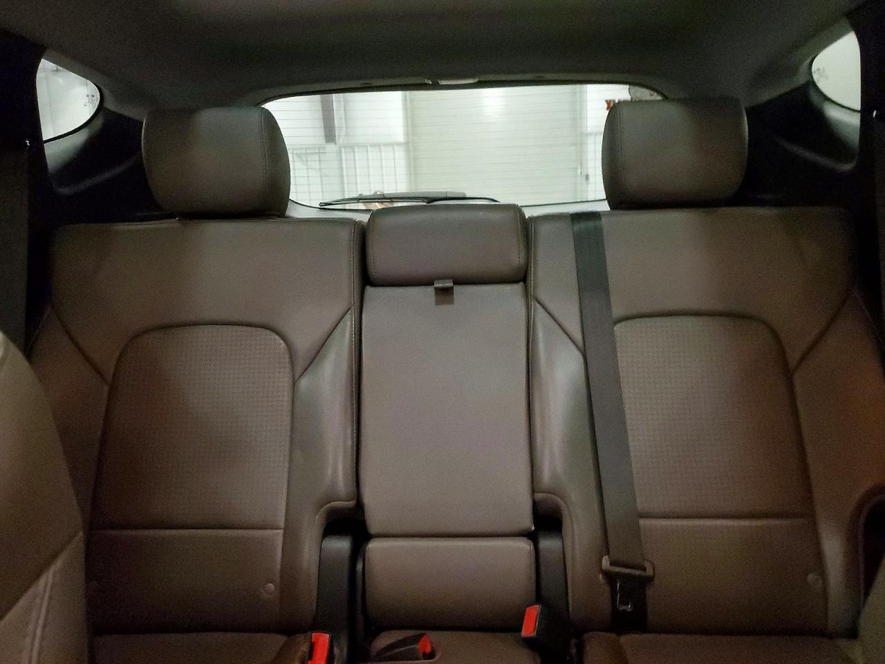 HYUNDAI SANTA FE SPORT 2015 — 11