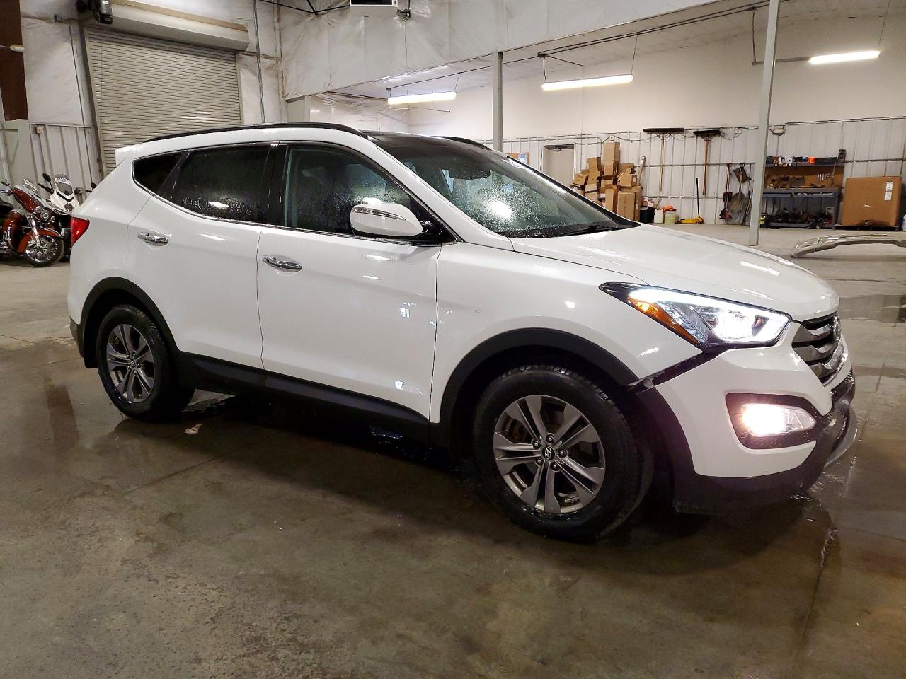 HYUNDAI SANTA FE SPORT 2015 — 5