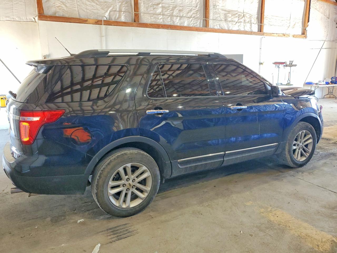 FORD EXPLORER 2012 — 4