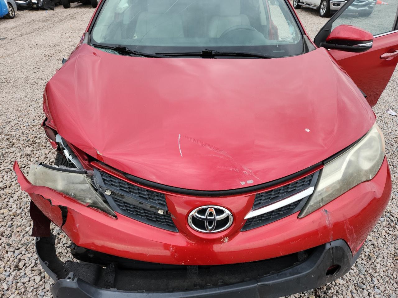 TOYOTA RAV4 2015 — 13