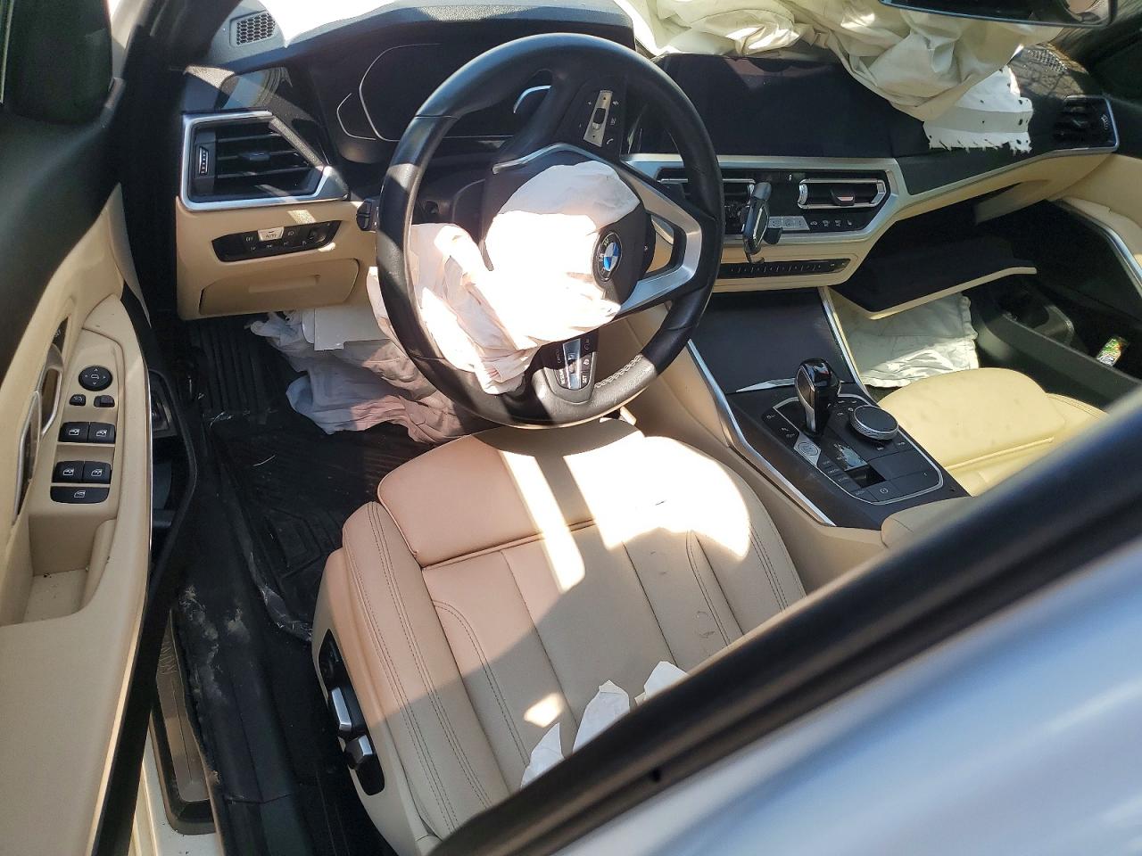 BMW 330XI 2021 — 9