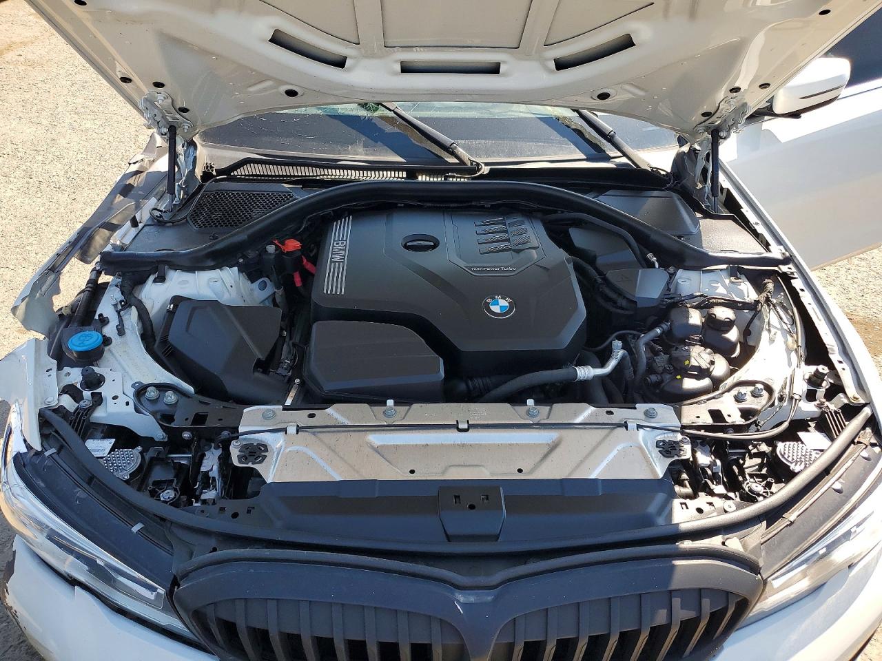 BMW 330XI 2021 — 12