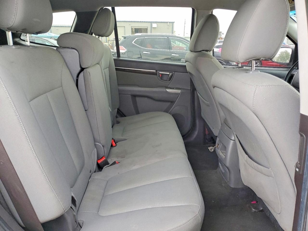 HYUNDAI SANTA FE 2010 — 11