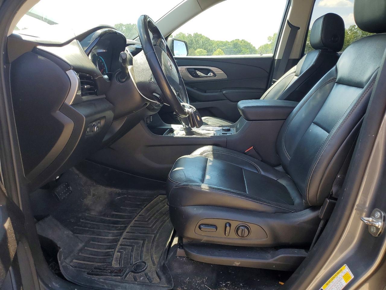 CHEVROLET TRAVERSE 2020 — 8