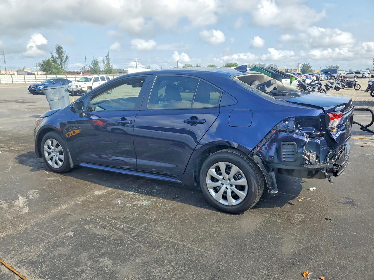 TOYOTA COROLLA 2026 — 3