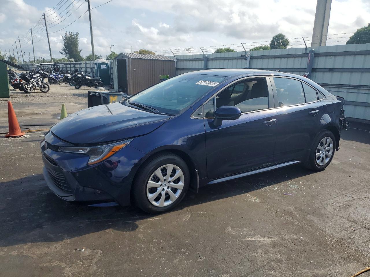 TOYOTA COROLLA 2026 — 2