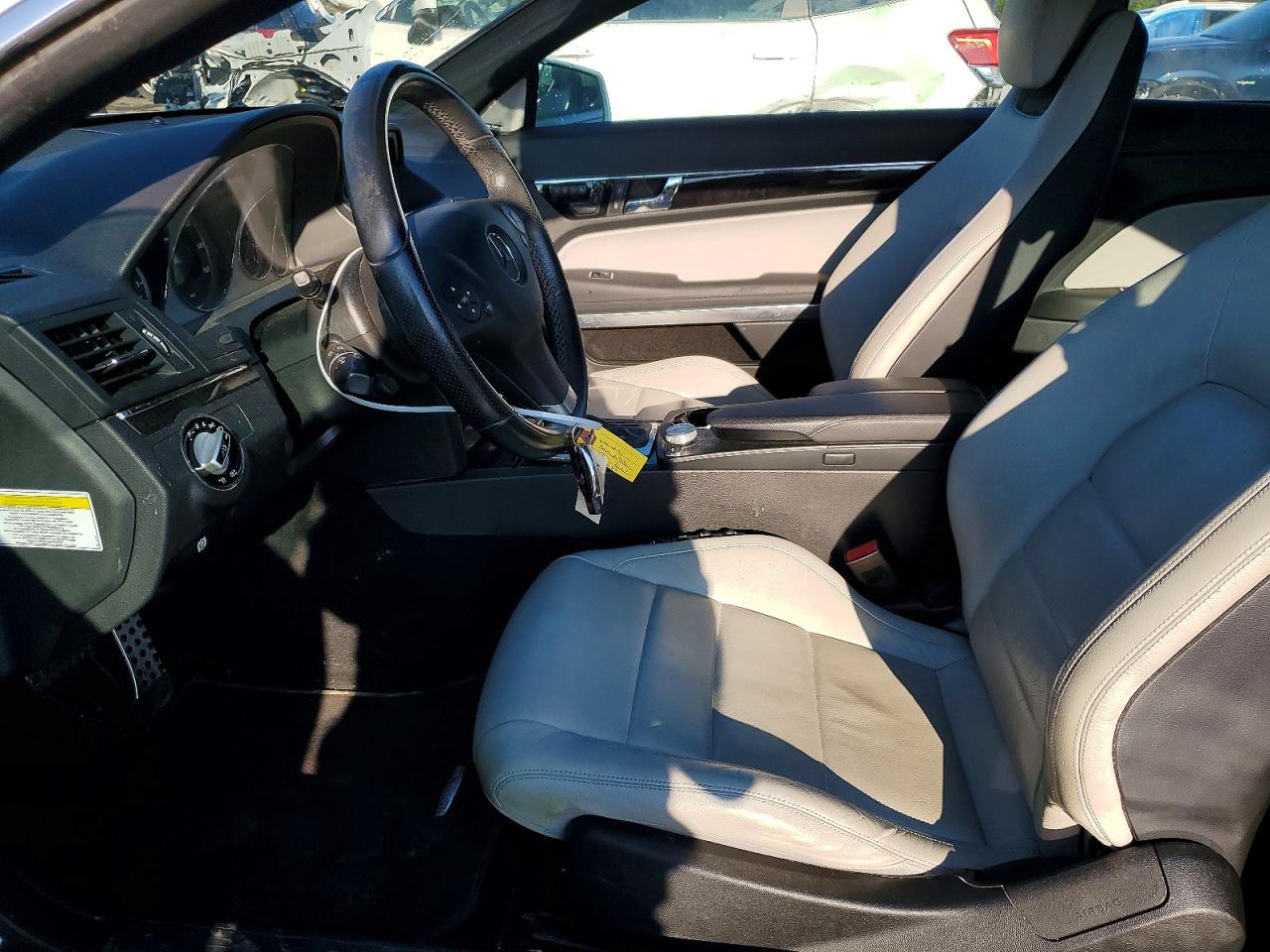 MERCEDES-BENZ E 2010 — 8