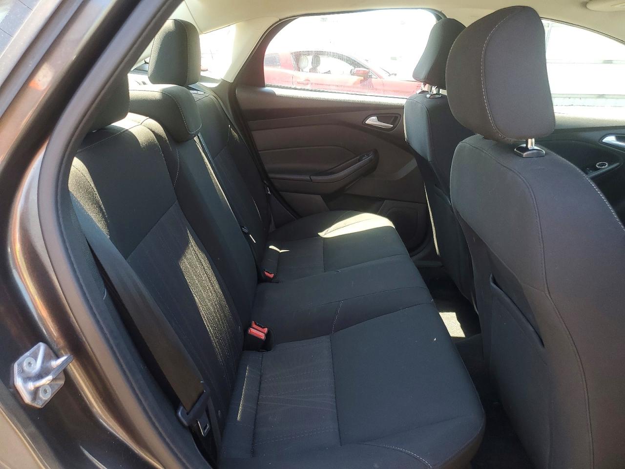 FORD FOCUS 2015 — 11