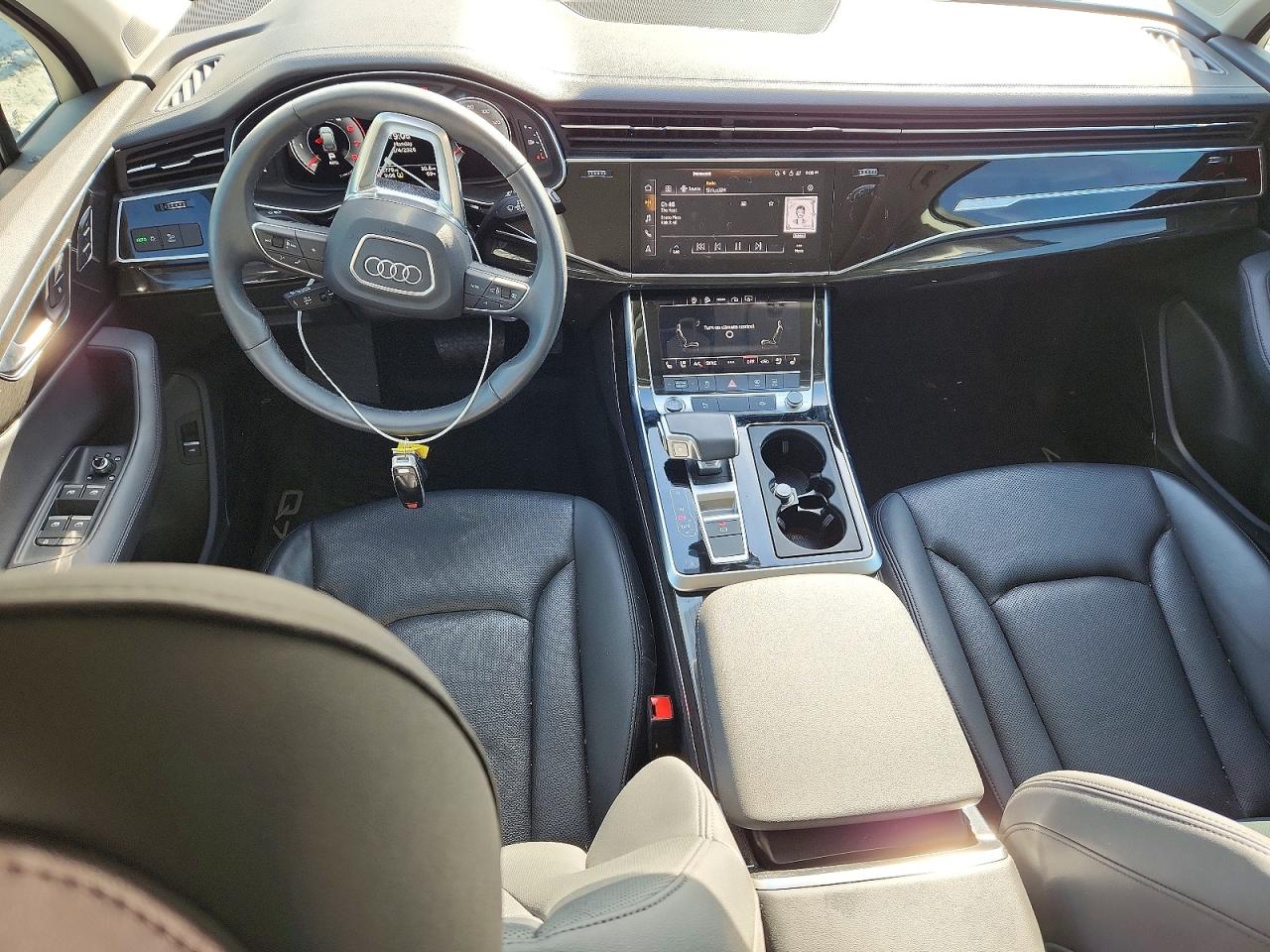 AUDI Q7 2024 — 9