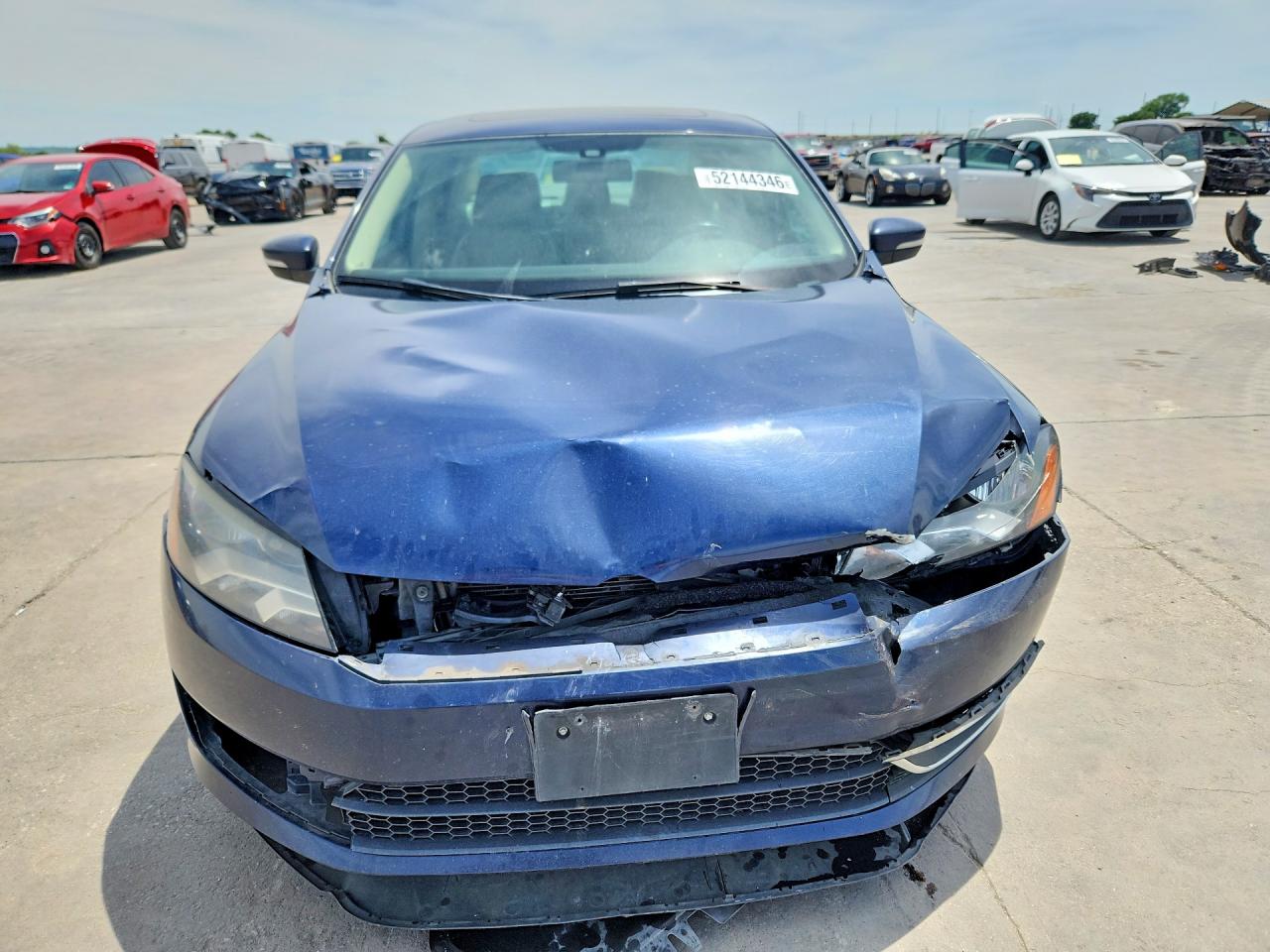 VOLKSWAGEN PASSAT 2013 — 6