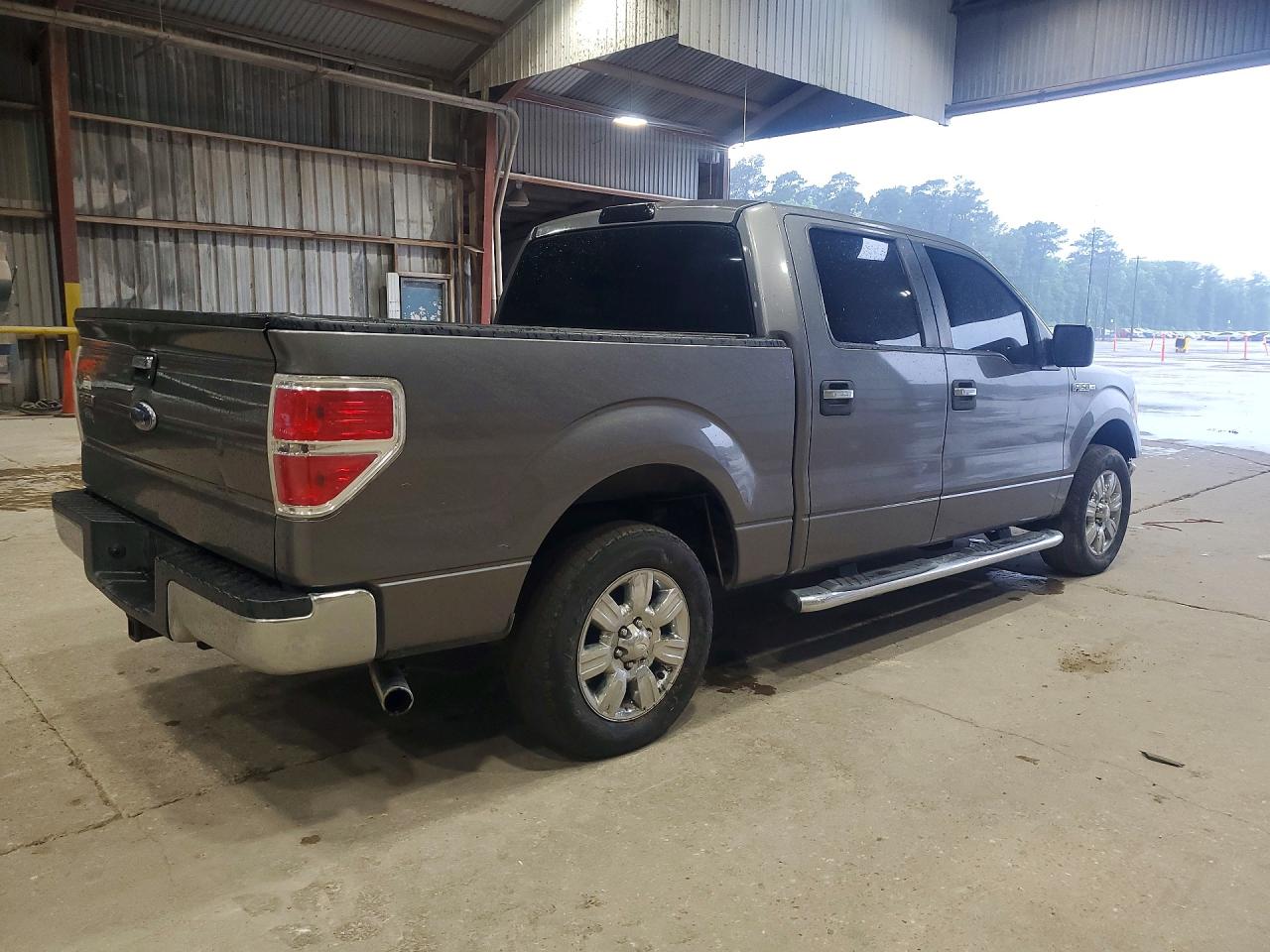 FORD F150 2010 — 4