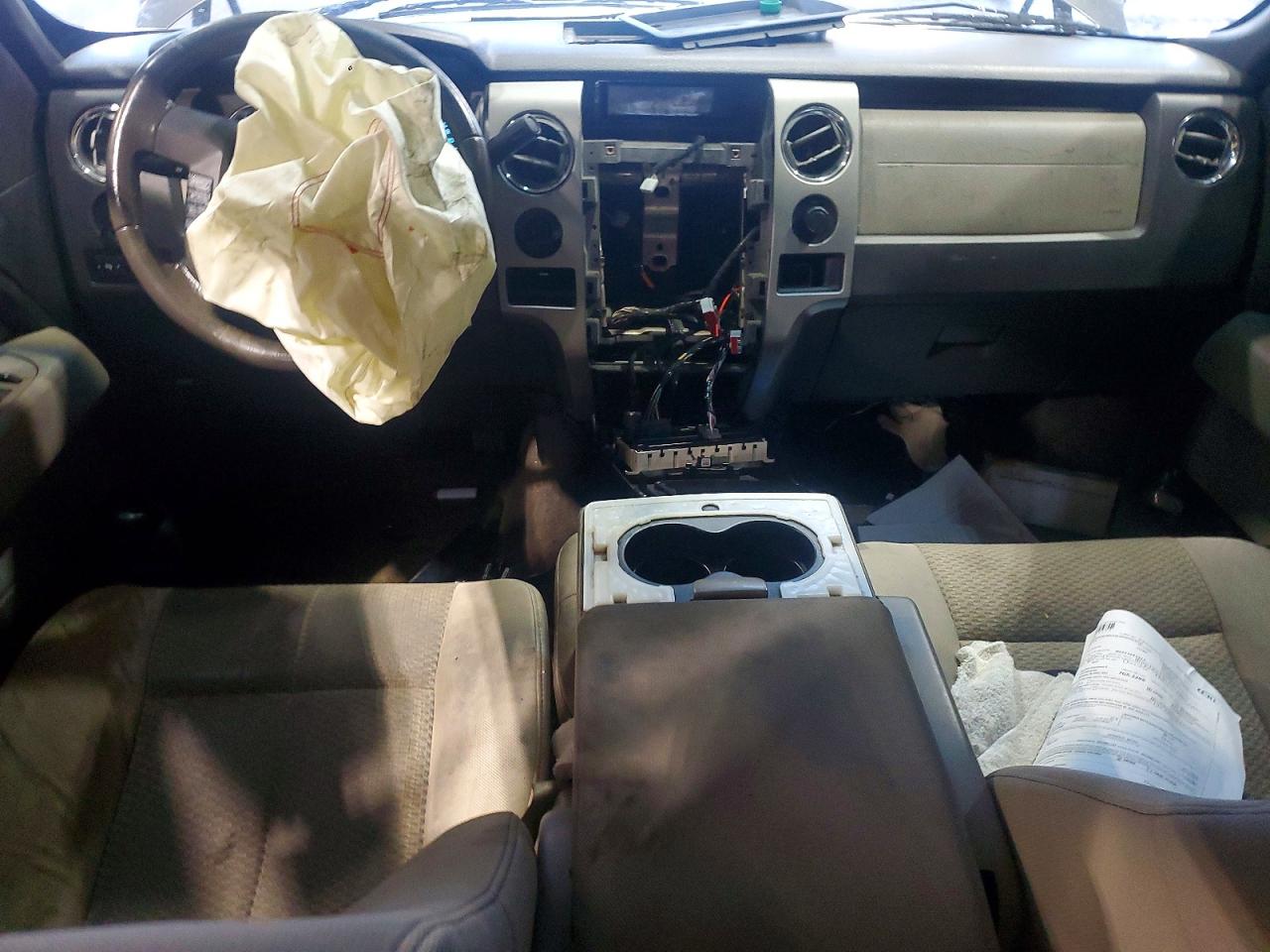 FORD F150 2010 — 9