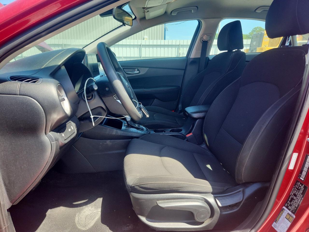 KIA FORTE 2021 — 8